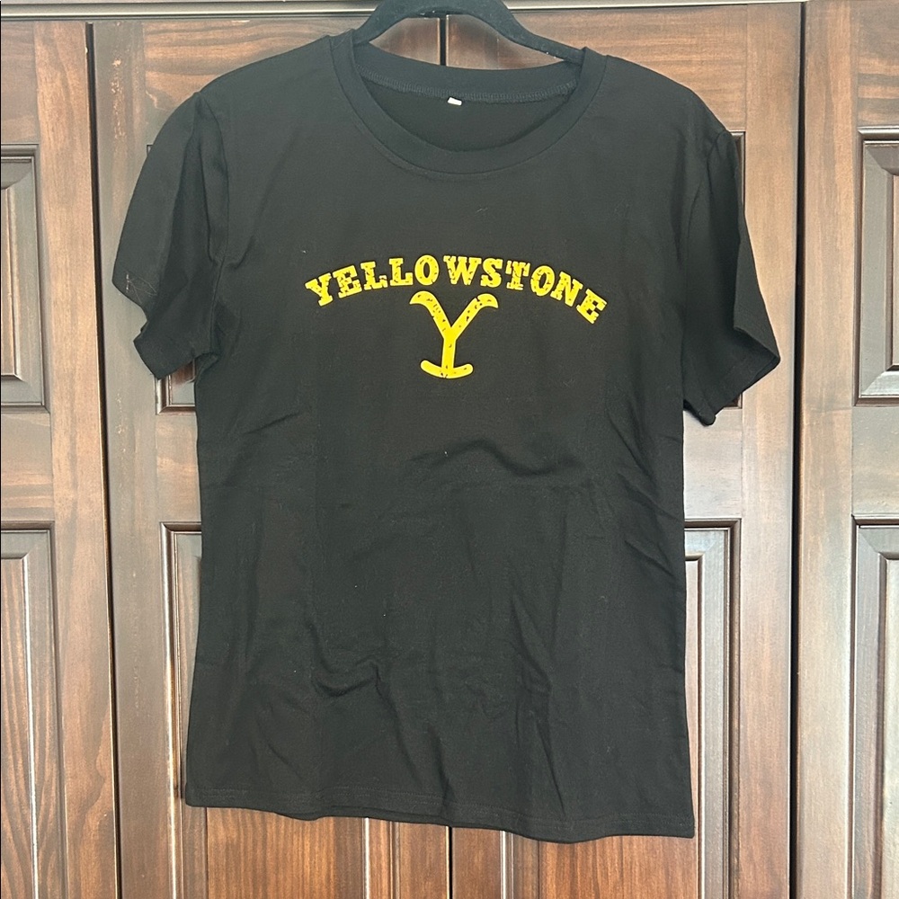 Yellowstone Black T-Shirt, Size M